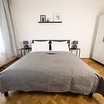 Moderne 3Zimmer Wohnung Mit Netflix Und Balkon