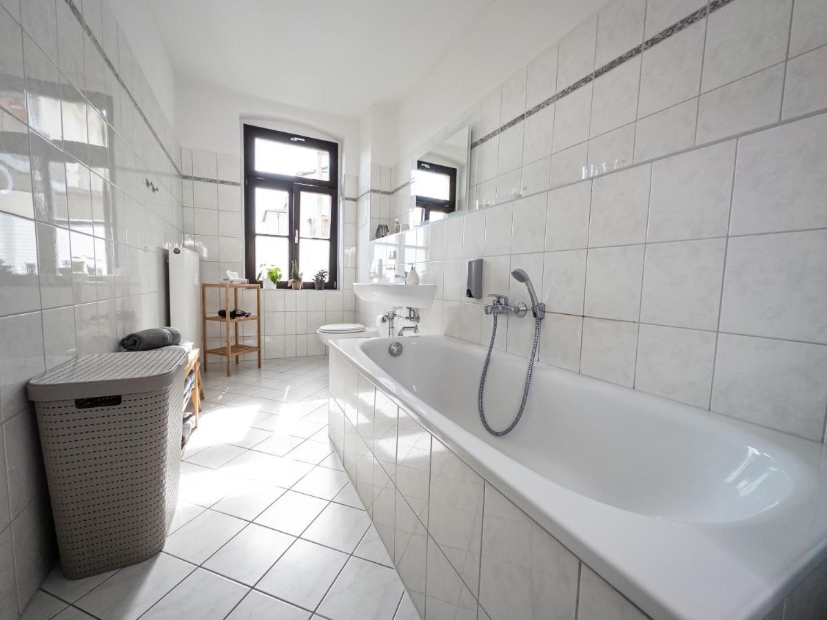 Moderne 3zimmer Mit Netflix Und Balkon Apartment *