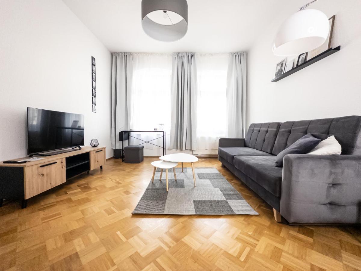 Apartment Moderne 3zimmer Mit Netflix Und Balkon Leipzig